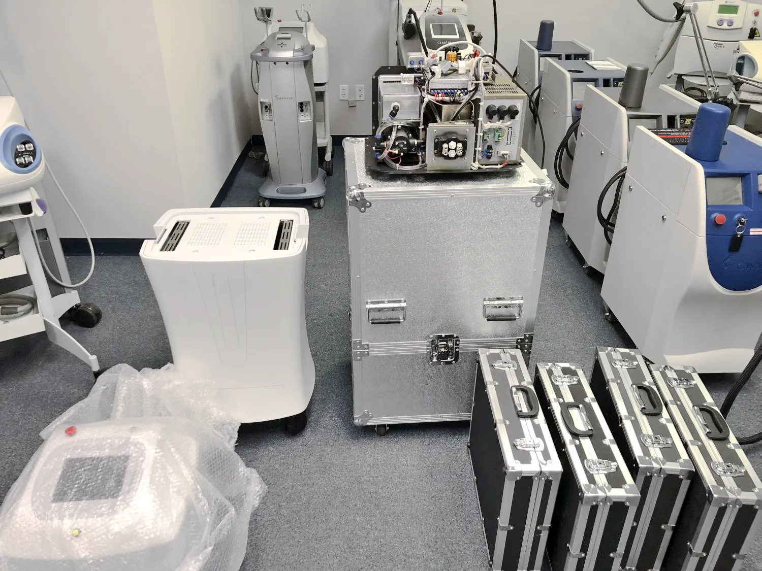 How Onsite Laser Repairs Can Prevent Costly Downtime for Your Clinic?