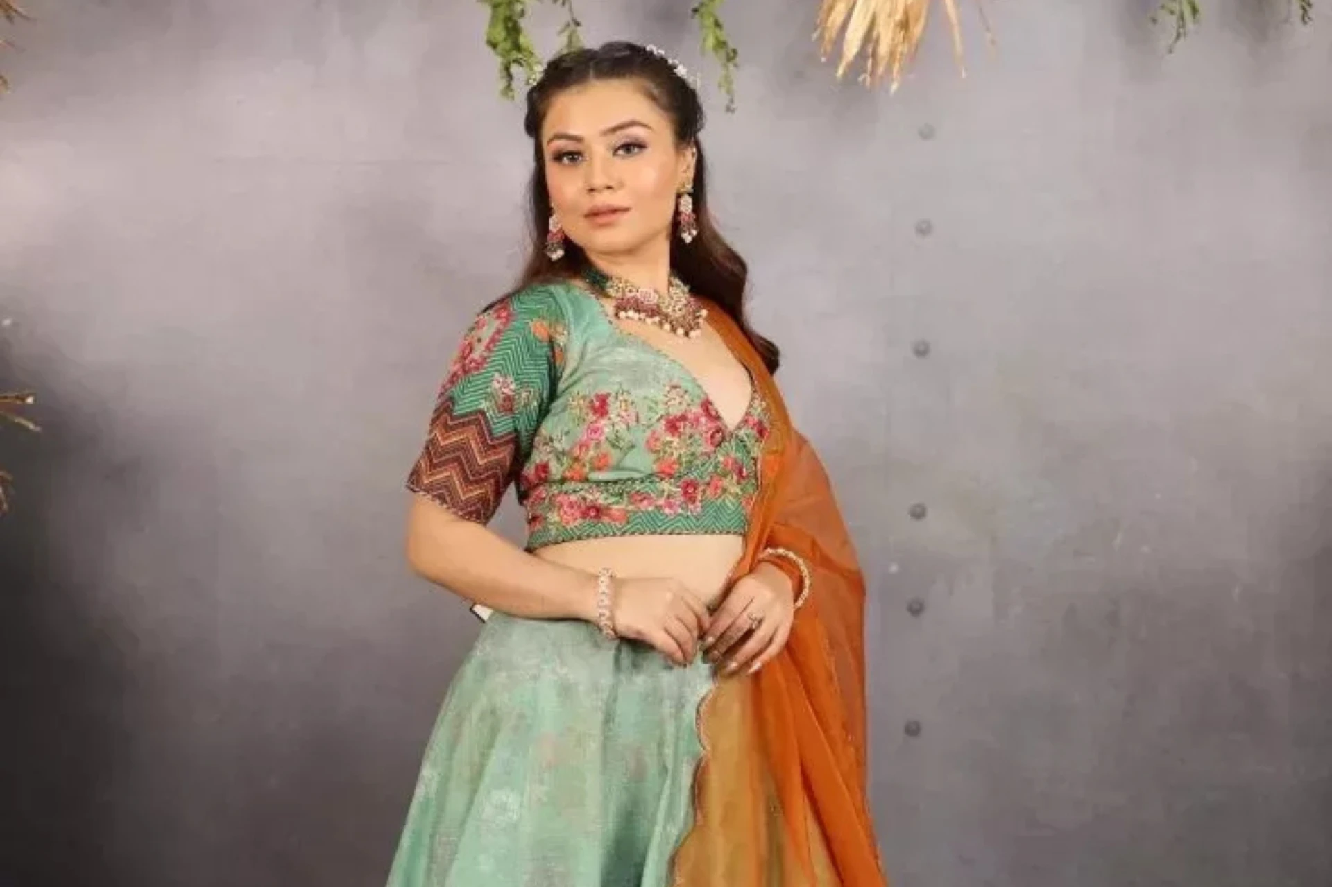 Haldi Makeup for Brides: Keeping It Comfortable and Long-Lasting