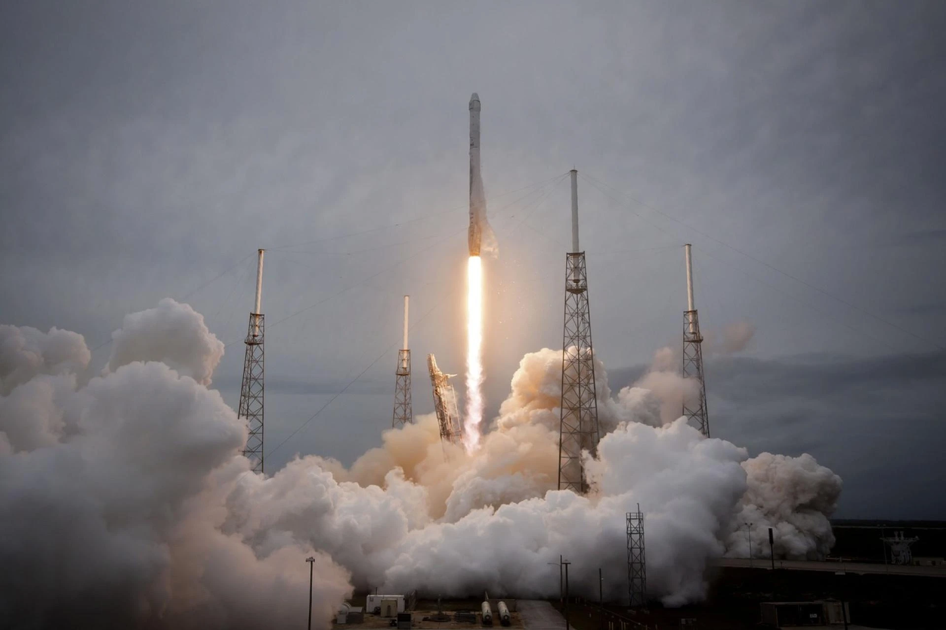 SpaceX Launches 21 Starlink Satellites to Orbit from Florida in 2025