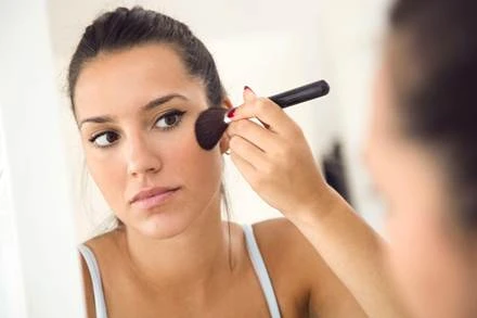 How to Use a Concealer Like A Pro, According to MUAs