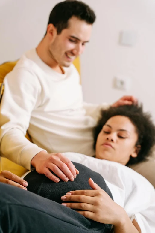 Couples Massage for Expecting Parents: A Bonding Experience Before Baby Arrives