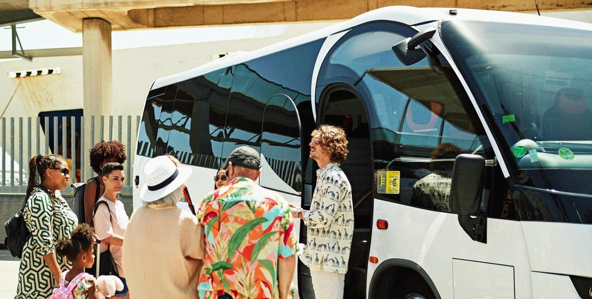 How shuttle services help travelers move around LA easily