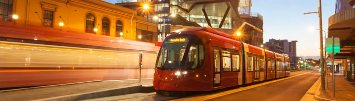 Safety Around Light Rail: Key Tips For Walkers, Drivers, And Riders