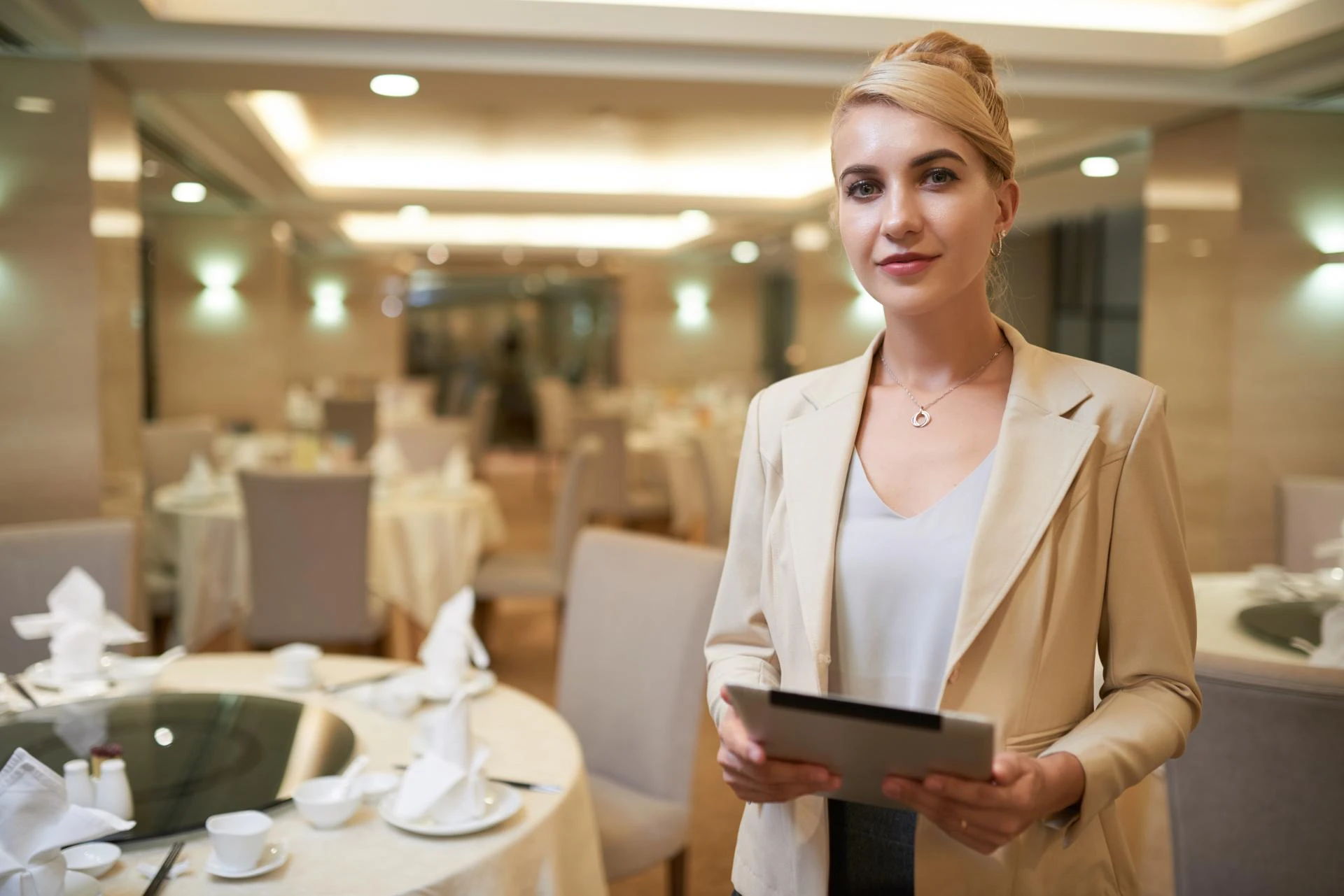 How to Choose the Right Hospitality Design Consultant for Your Business Needs