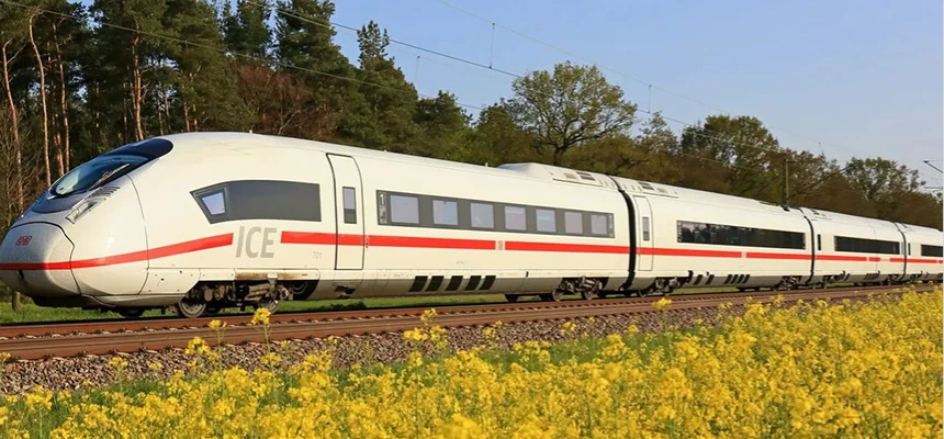 High-Speed Luxury: Exploring the World's Fastest Train Journeys | Luxury Trains