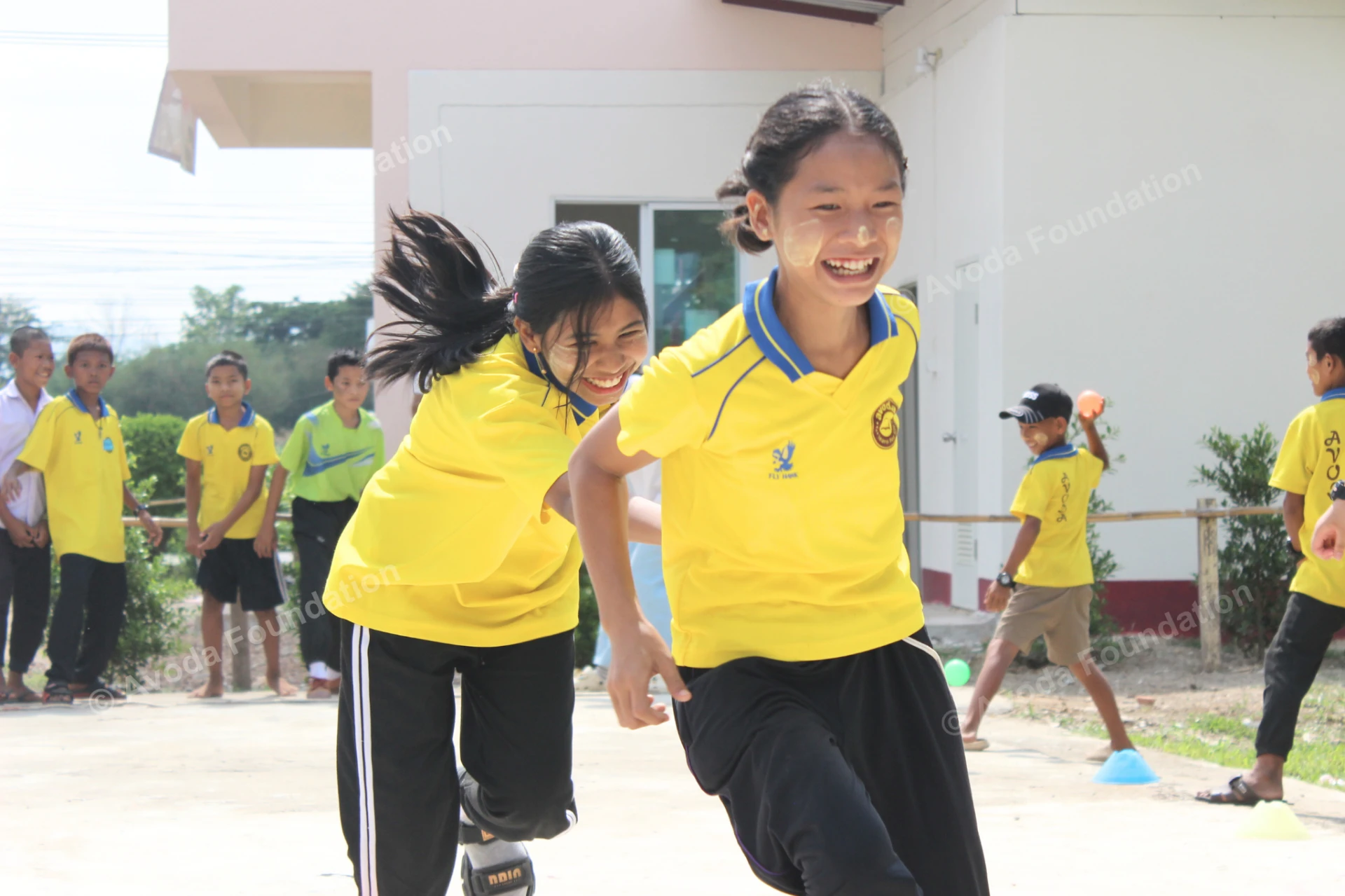 The War and Poverty Have Robbed the Lives of Displaced Children