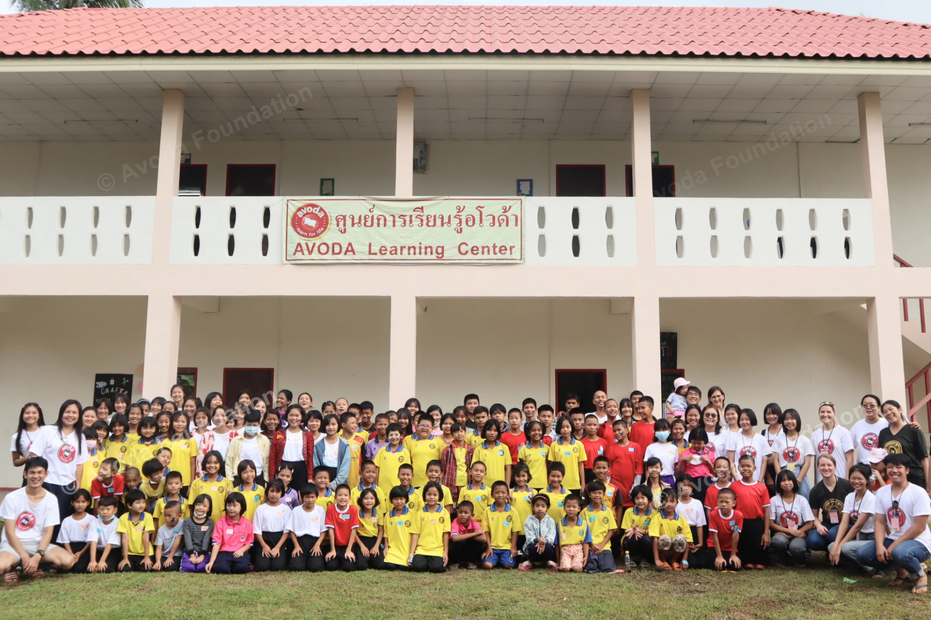 The War and Poverty Have Robbed the Lives of Displaced Children