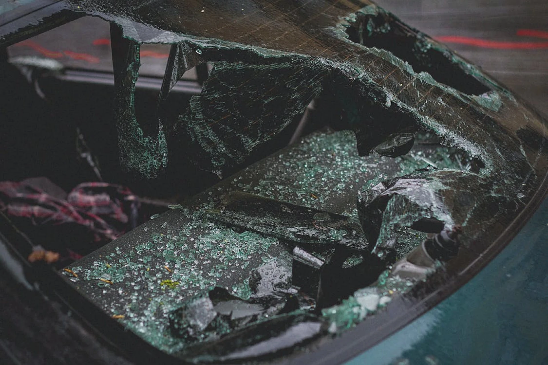 Mobile Auto Glass Repair: What to Expect When the Shop Comes to You