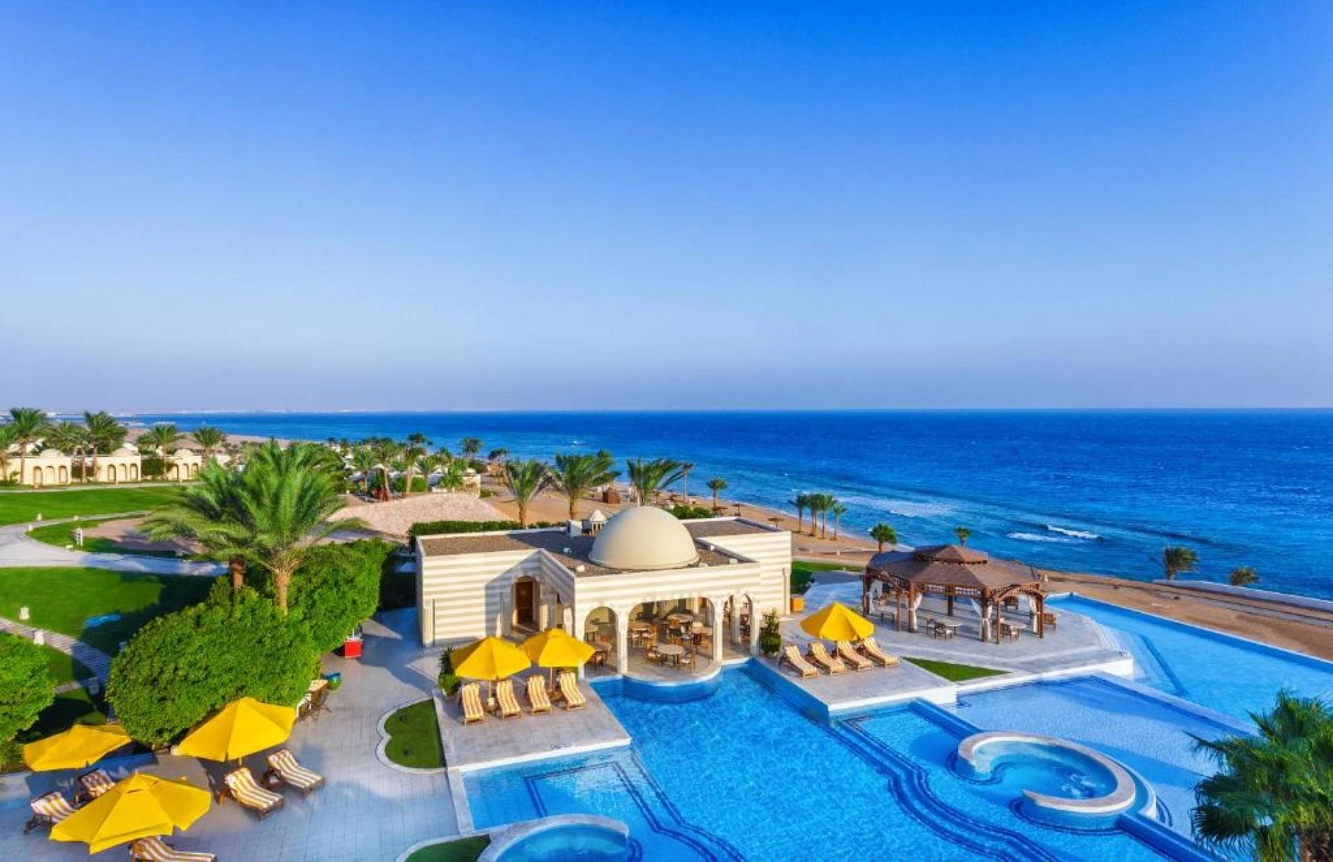 Top 10 Luxury Hotels and Resorts in Egypt for a Dream Vacation