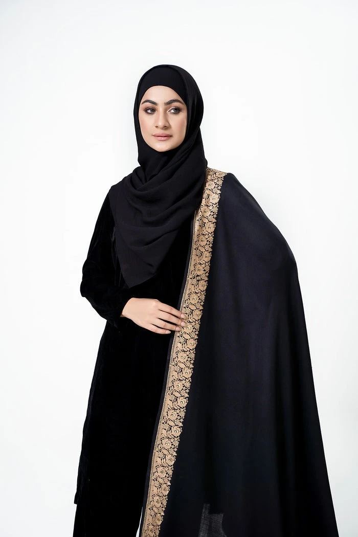 Draft: My Post TitleLightweight and Warm Shawls for Women – Style Meets Comfort at Sarwat.pk