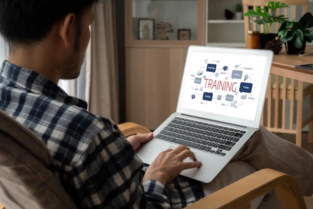 How to Choose the Right Online Course for Career Growth