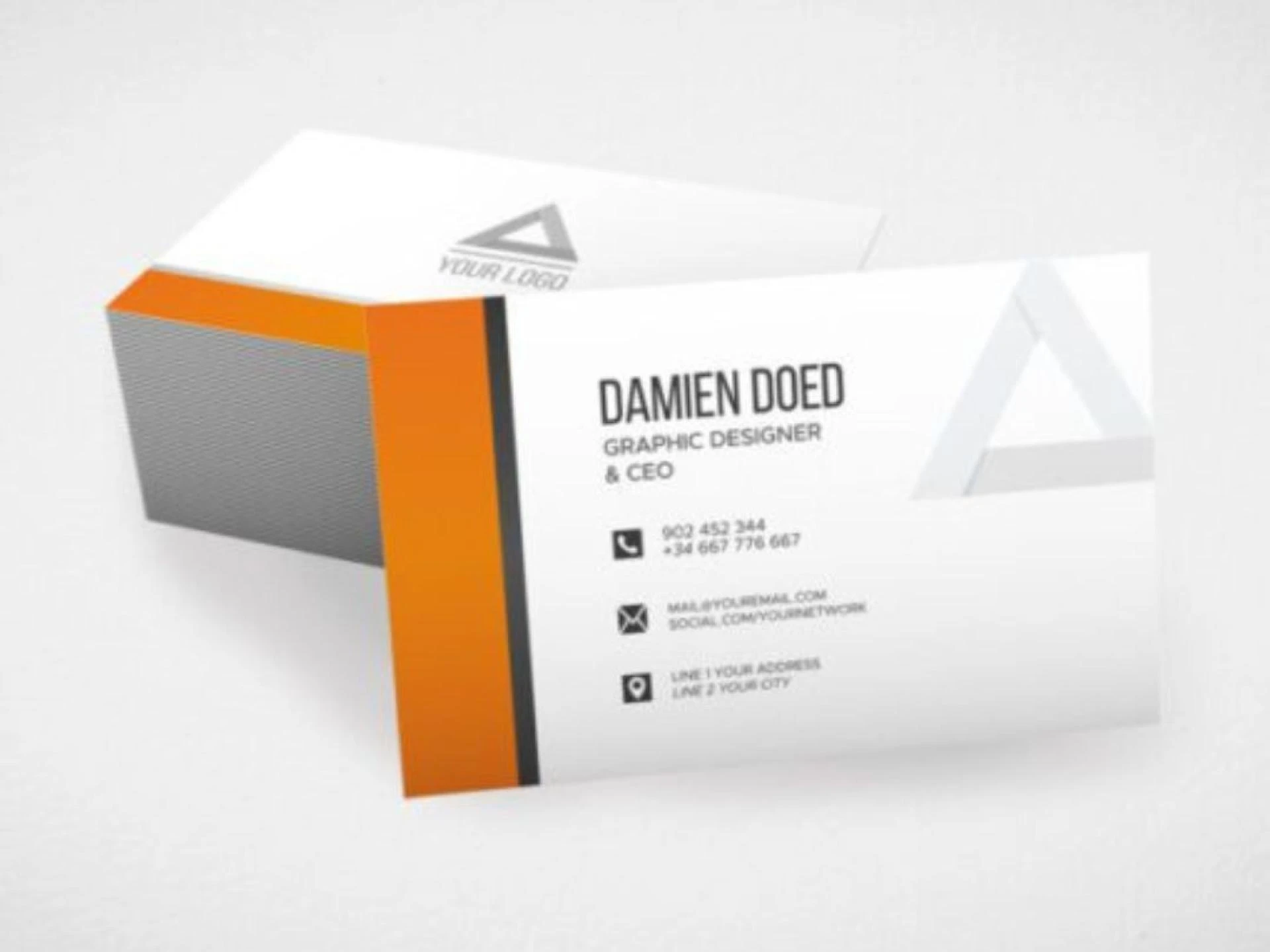 How to Choose the Perfect Business Card for Your Brand