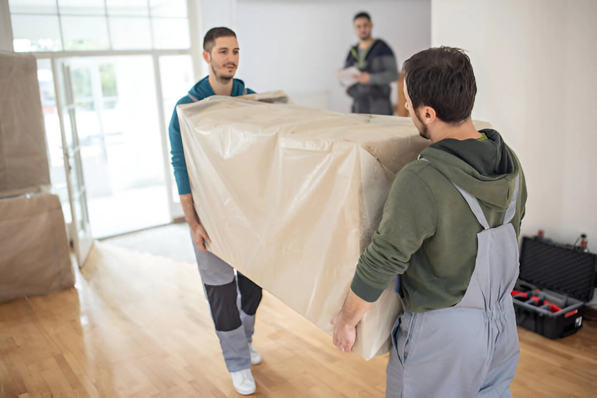 DIY vs. Professional Office Movers in Melbourne: Which Is Right for You?