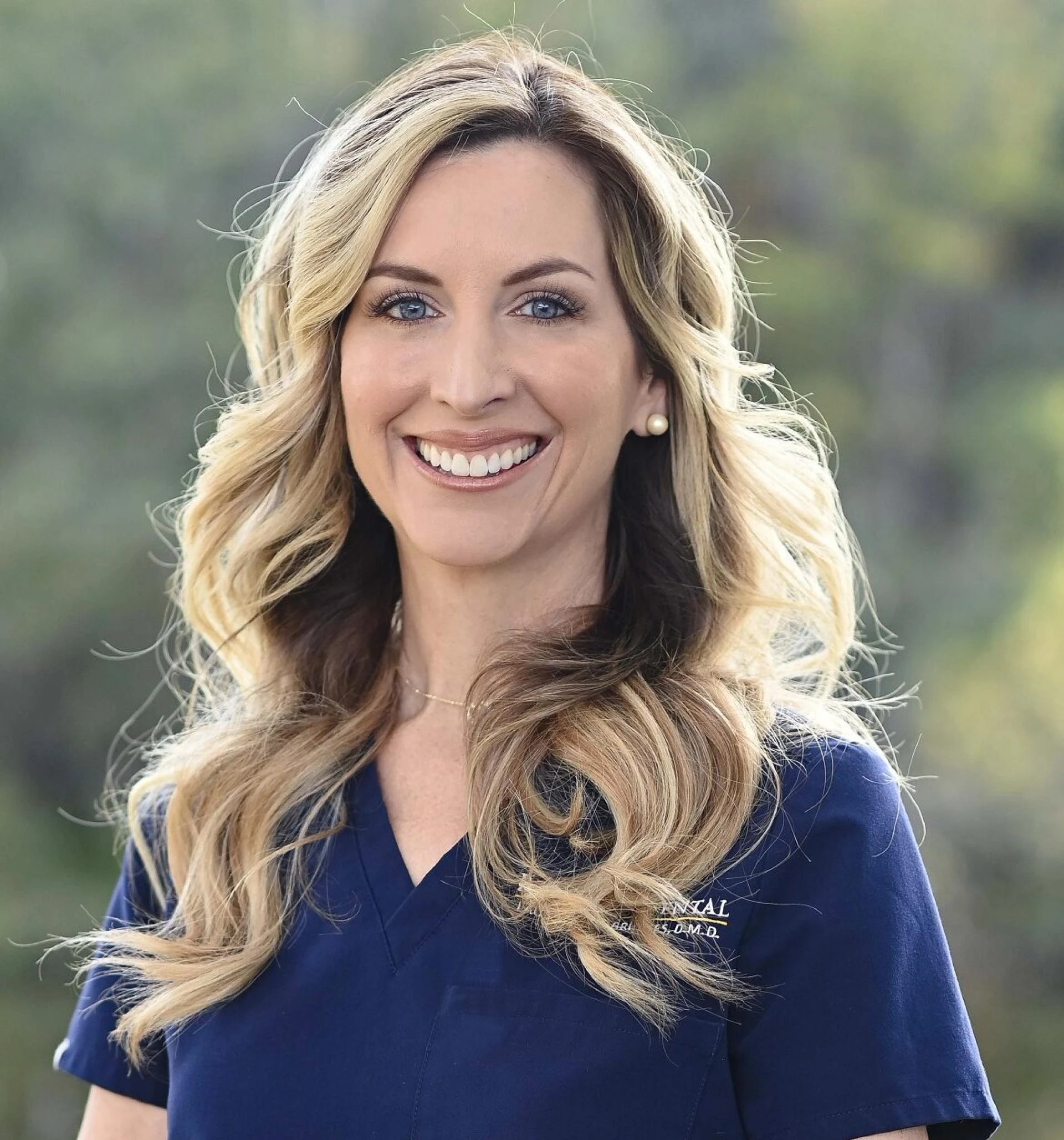 Discover Expert Bridge Dentistry with Dr. Laura at Bridges Dental in Valrico, FL