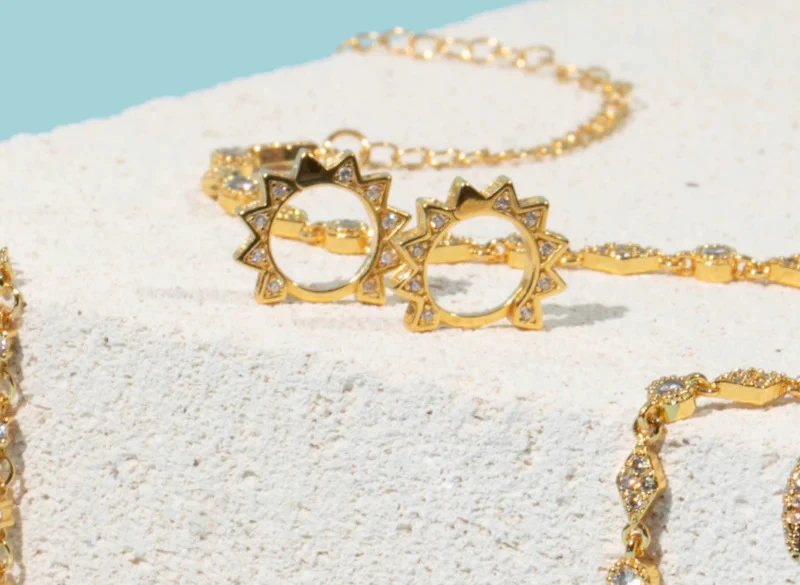 Diamond Earrings Online: Trends, Tips, and Top Picks