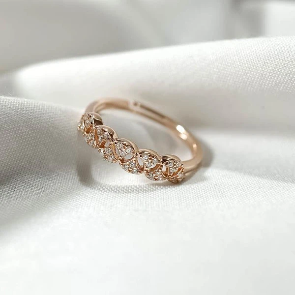 Top 5 Sterling Silver Rings for Women to Gift This Season