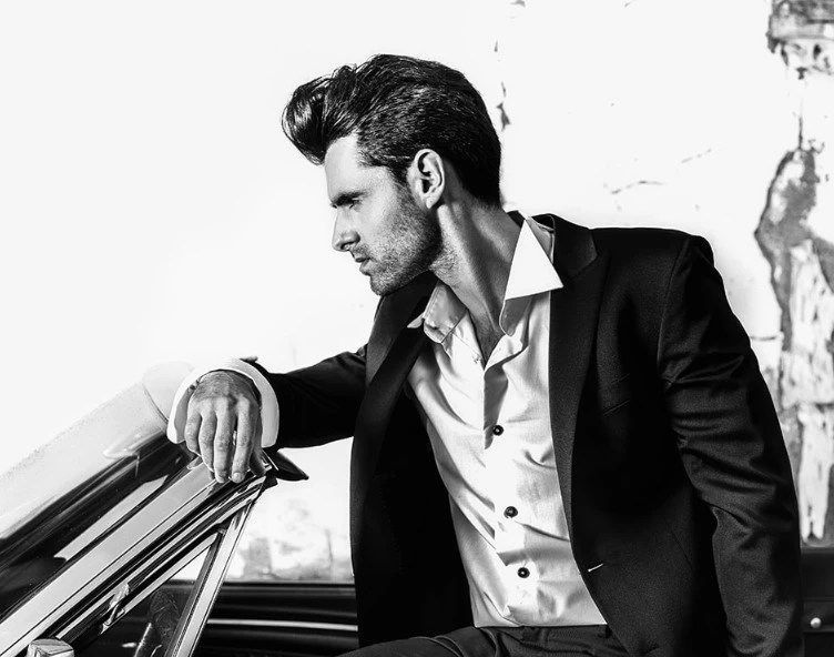 World Hair Institute: The Ultimate Destination for Custom Hair Solutions 