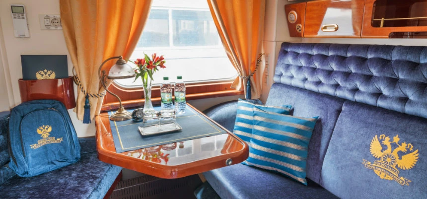 Best Luxury Train Journeys for Honeymooners and Lovers