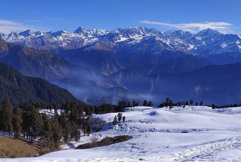 Journey to Dayara Bugyal, the College Reunion Trek with Himalayan Dream Treks