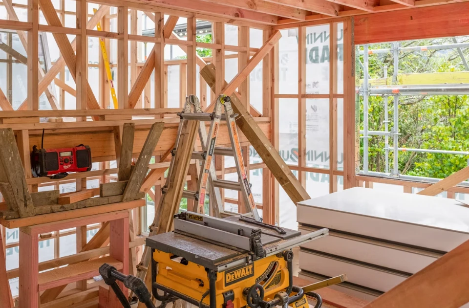 Avoiding Common Home Insurance Claims During Fall Renovations