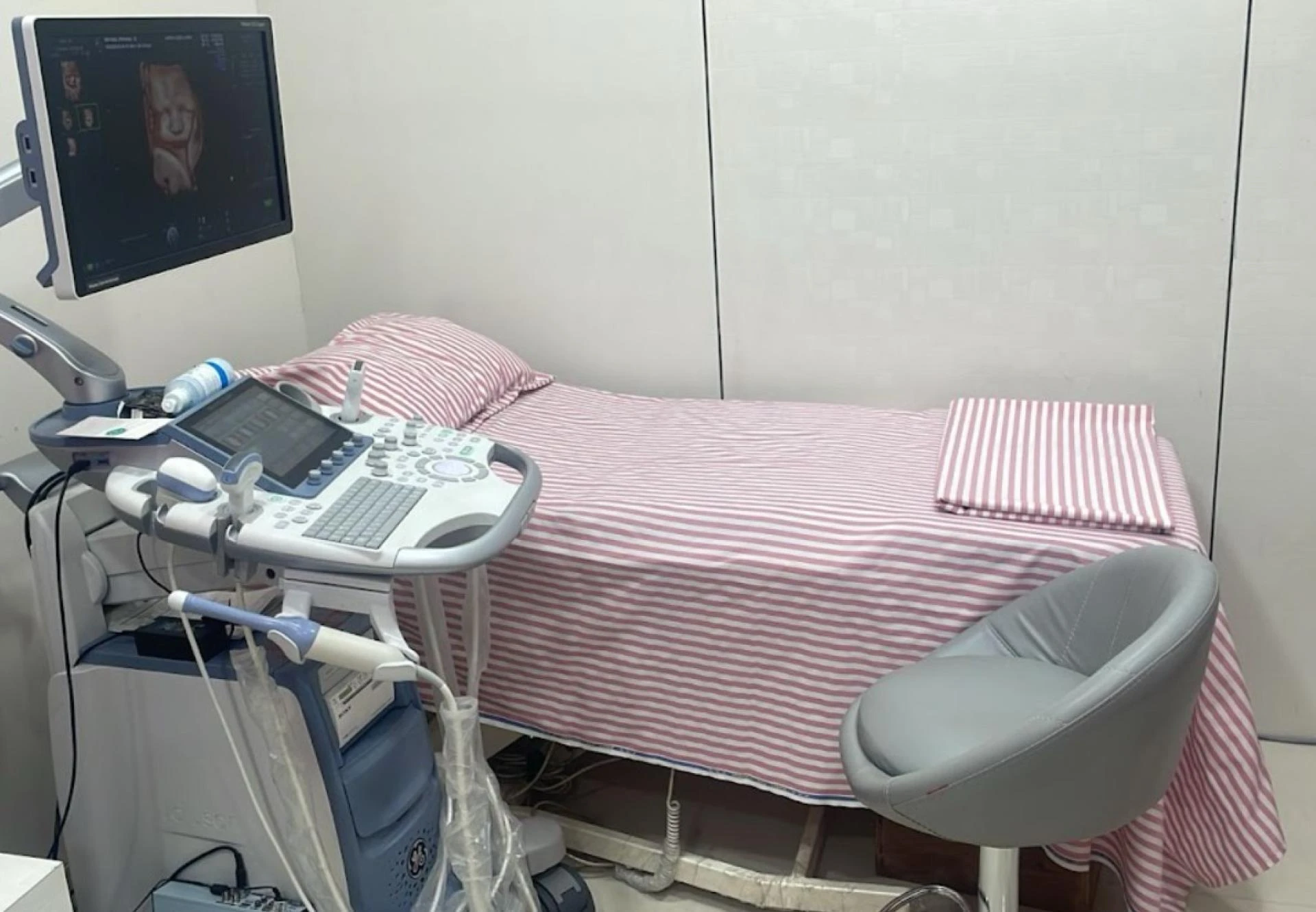 Female Gynecologist in Jaipur, Expert Care for Every Woman