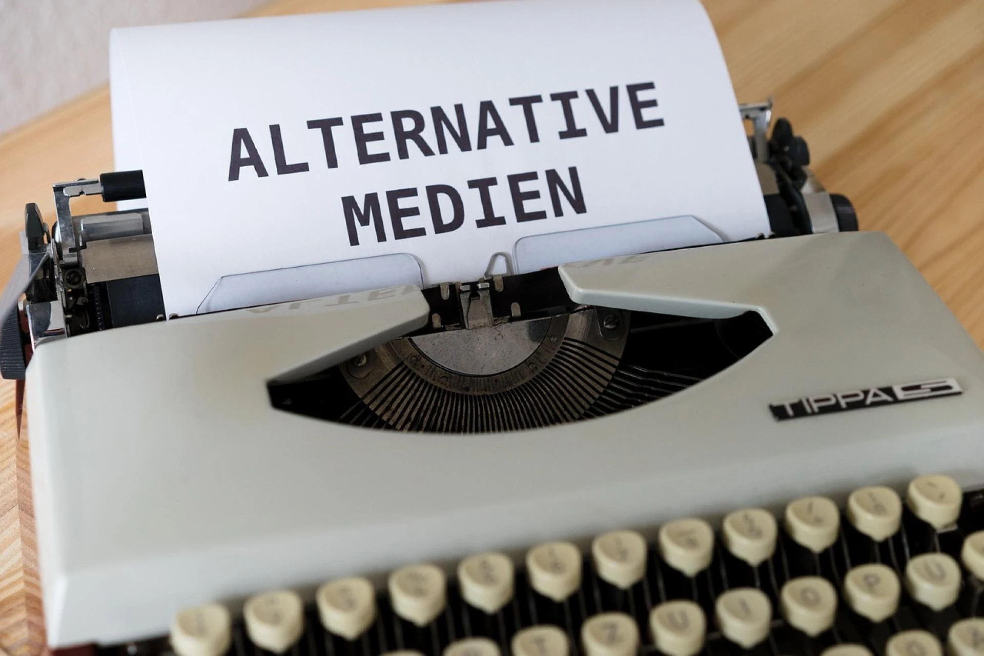 How Alternative Media Empowers Citizens: Unfiltered Stories, Real Investigations, Global Impact