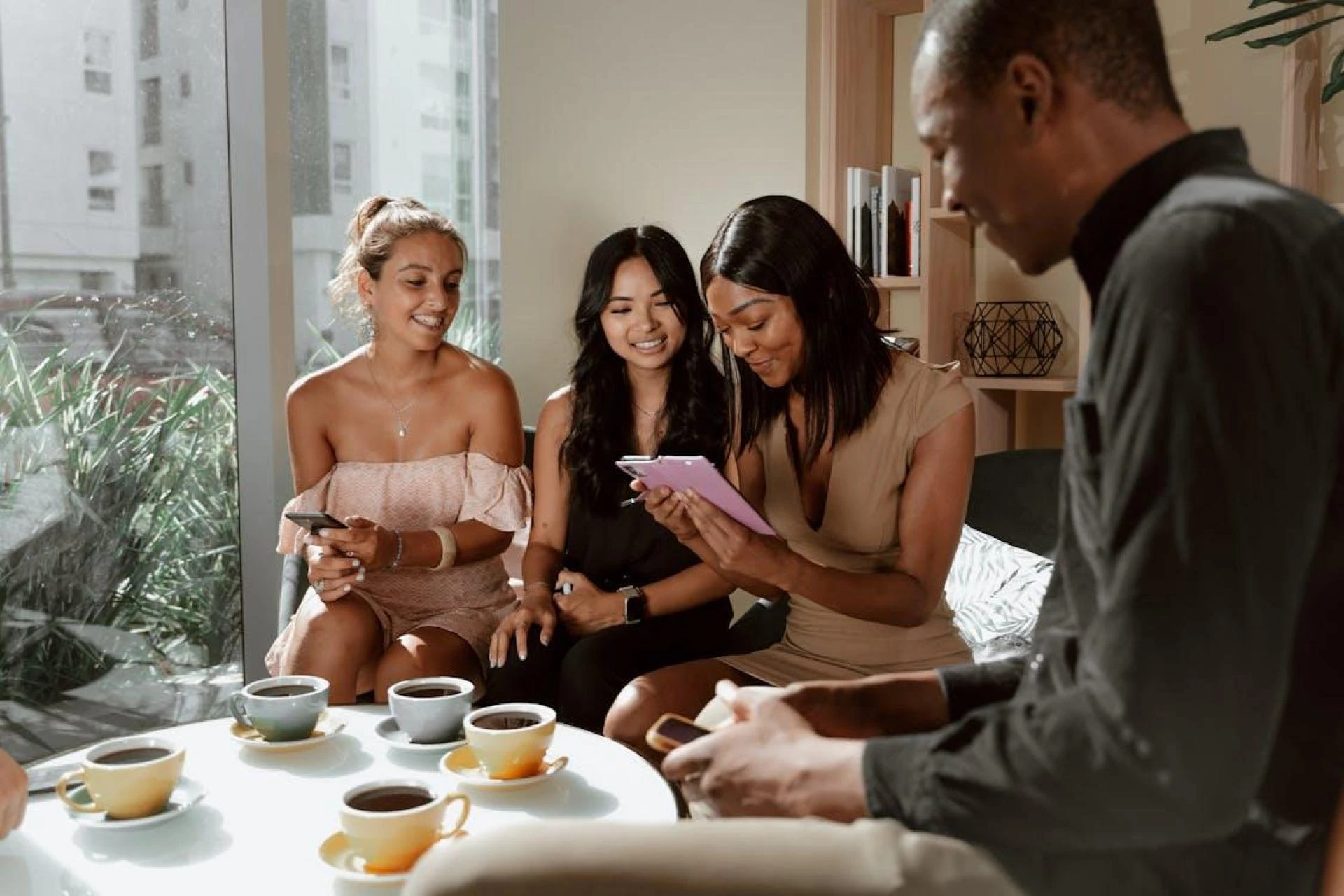 The Local Anchor: Why a Wenatchee Life Coach Provides a Unique Advantage